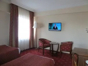 Özilhan Hotel