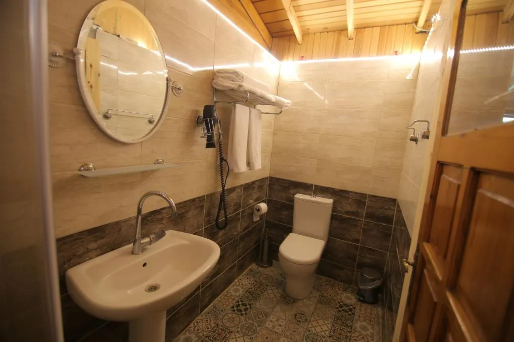 Aile Odası,Bahçe Manzaralı
