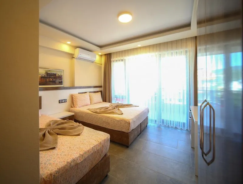 Standart Oda,Deniz ve Dağ Manzaralı,Balkonlu