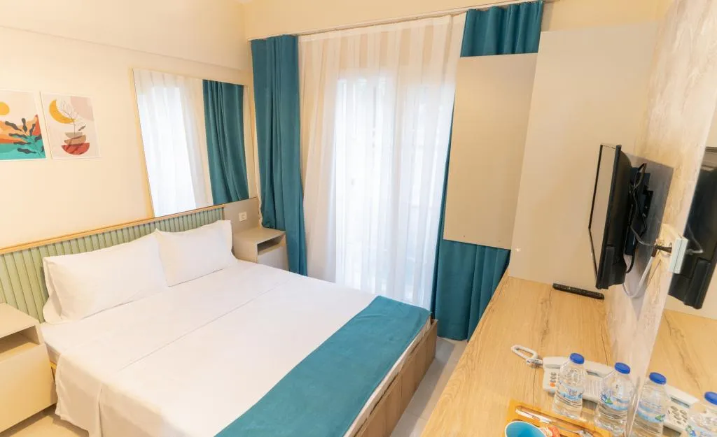 Standart Oda,Manzarasız,Fransız Balkonlu