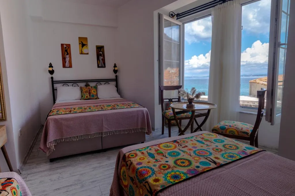 Dört Kişilik Oda,Deniz Manzaralı