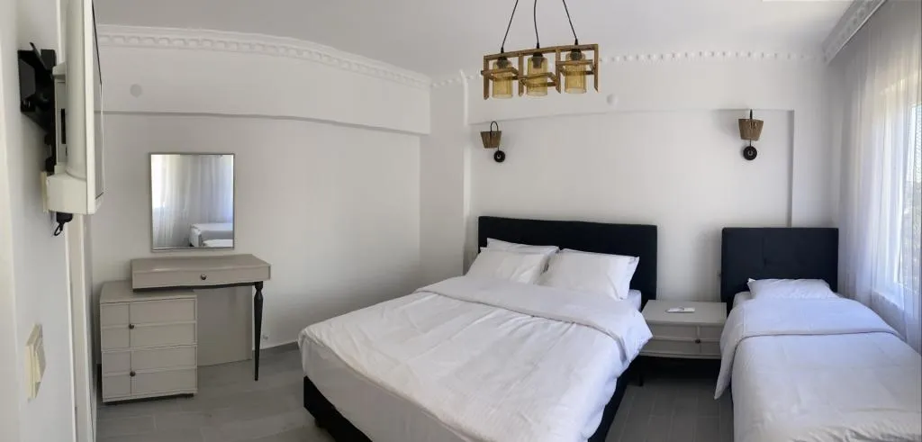 Apart 1+1 Oda,Kara veya Havuz Manzaralı,Mutfaklı