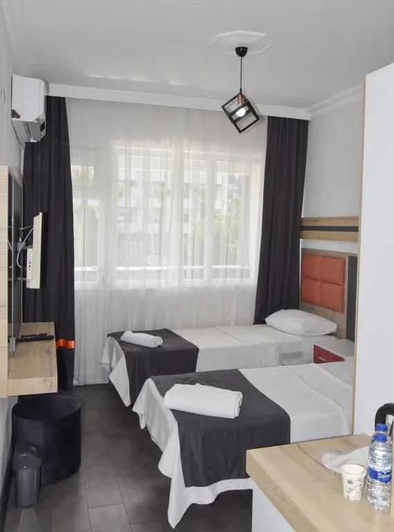 Standart Oda,Deniz ve Şehir Manzaralı,Balkonlu