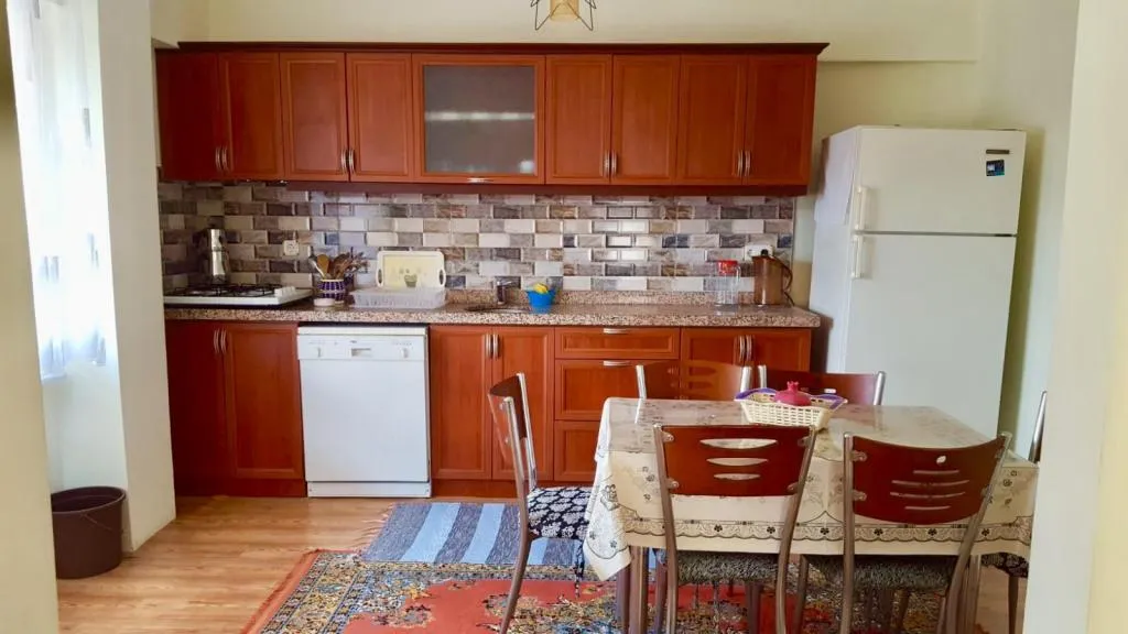 Dağ Manzaralı Daire (1.Kat-7 Kişilik)
