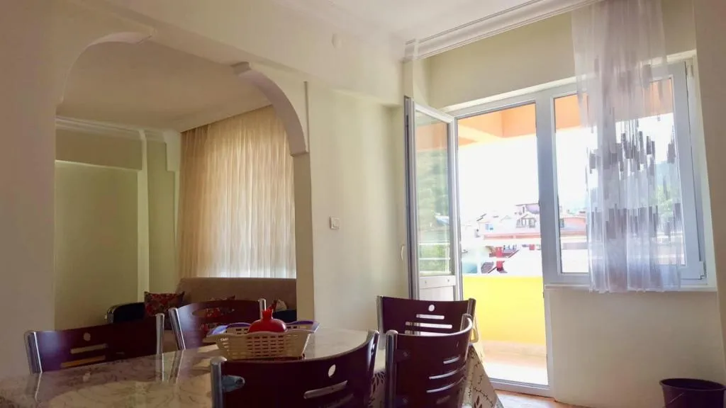 Dağ Manzaralı Daire (1.Kat-7 Kişilik)