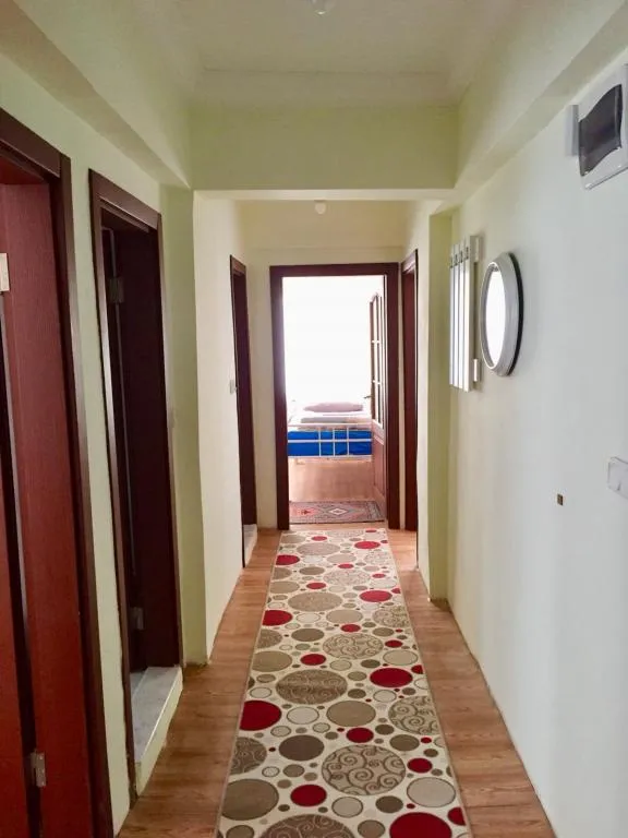 Deniz Manzaralı Daire (2.Kat- 7 Kişilik)