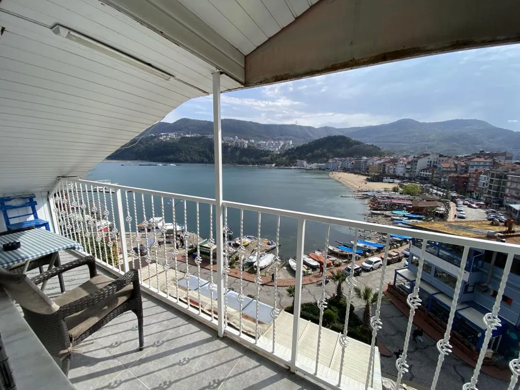 Çatı Katı Standart Oda,Deniz ve Şehir Manzaralı,Balkonlu