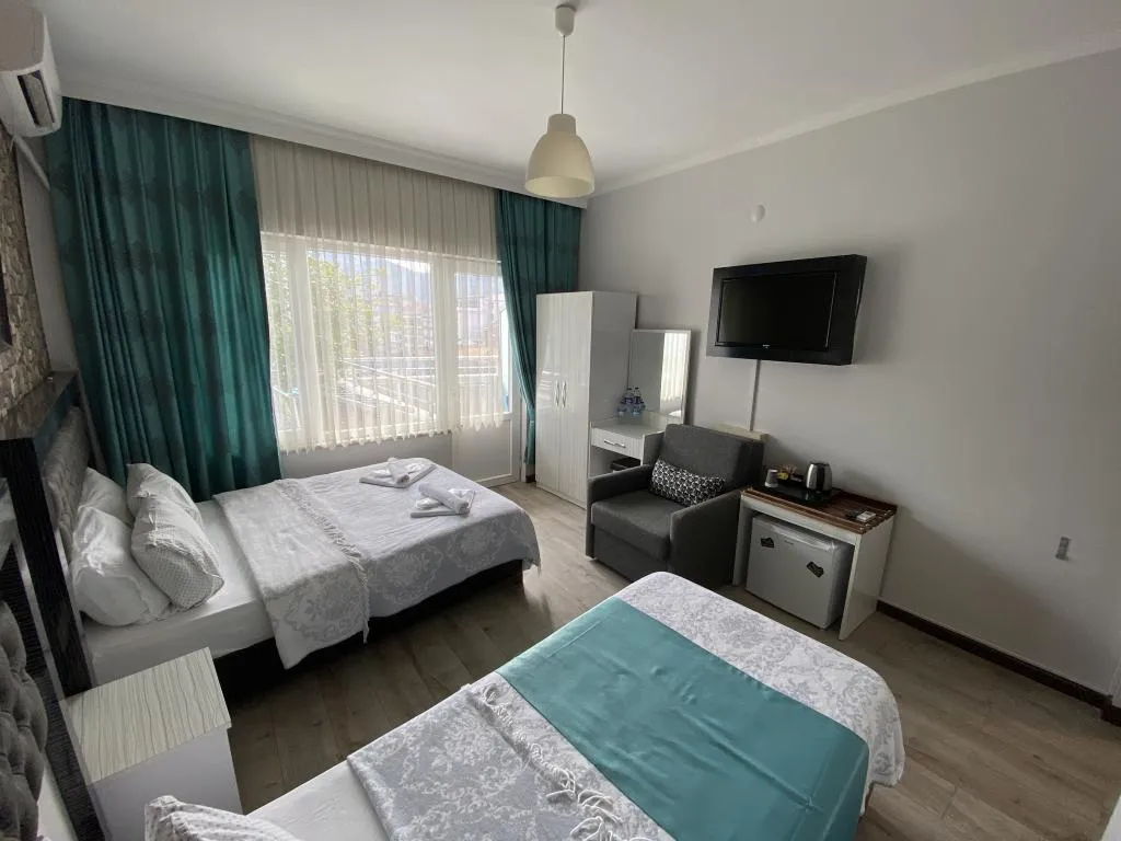 Standart Oda,Deniz ve Şehir Manzaralı,Balkonlu