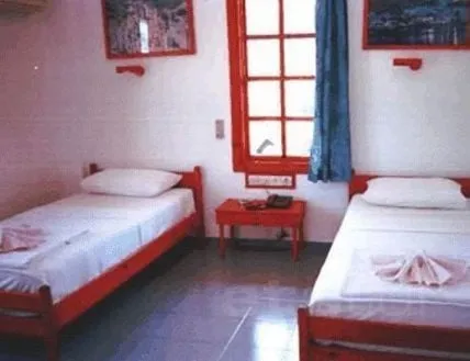 üç kişilik oda