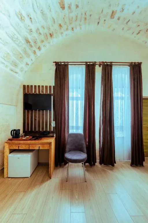Standart Üç Kişilik Oda,Veranda Manzaralı