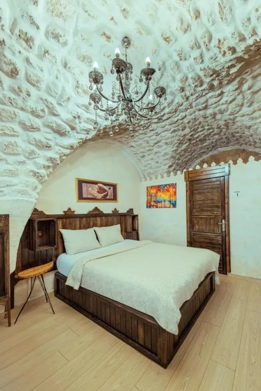 Standart Üç Kişilik Oda,Veranda Manzaralı