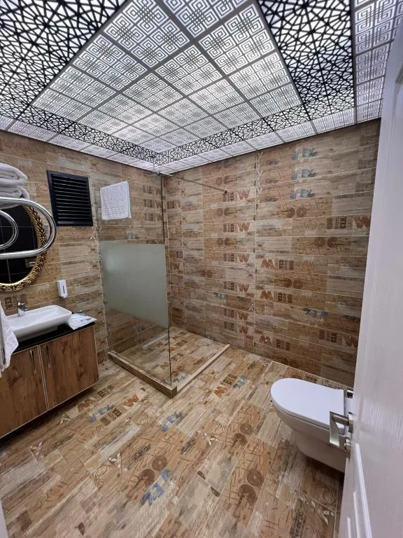 Jakuzili Suit Oda,Şehir Manzaralı,Jakuzili