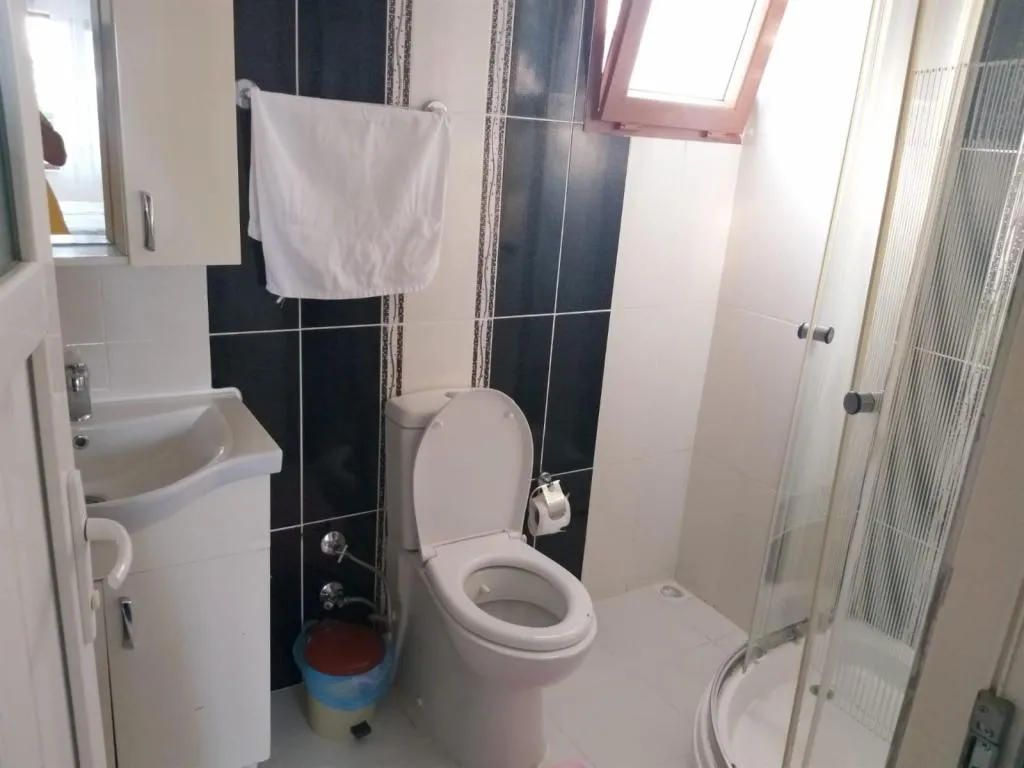 Ekonomik Oda,Bahçe Manzaralı,Balkonsuz