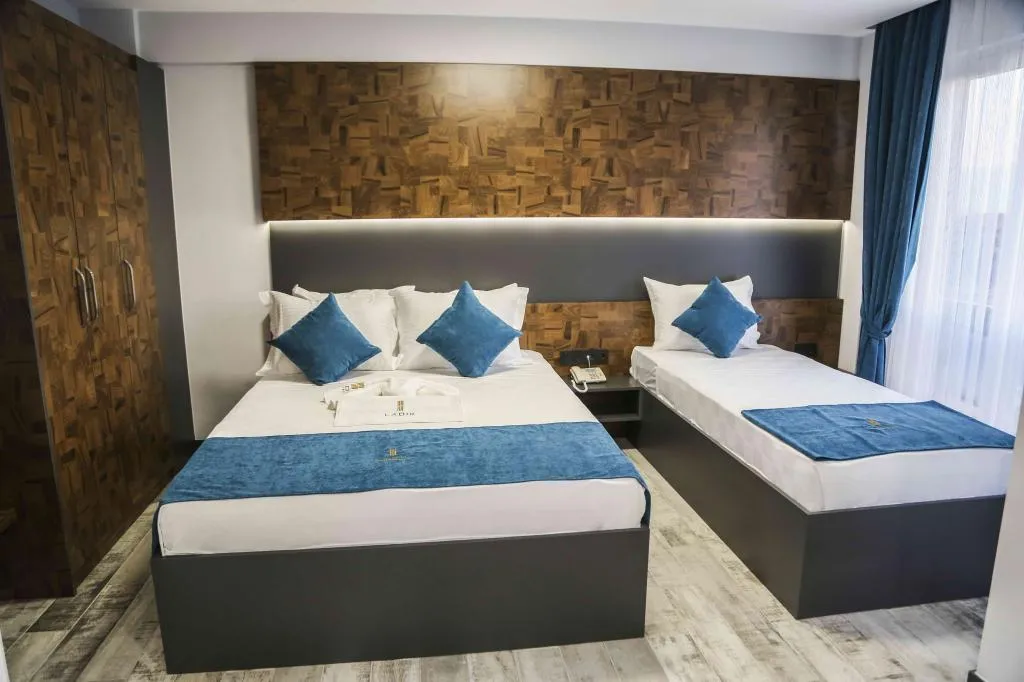 Triple,Dağ Manzaralı,Balkonlu