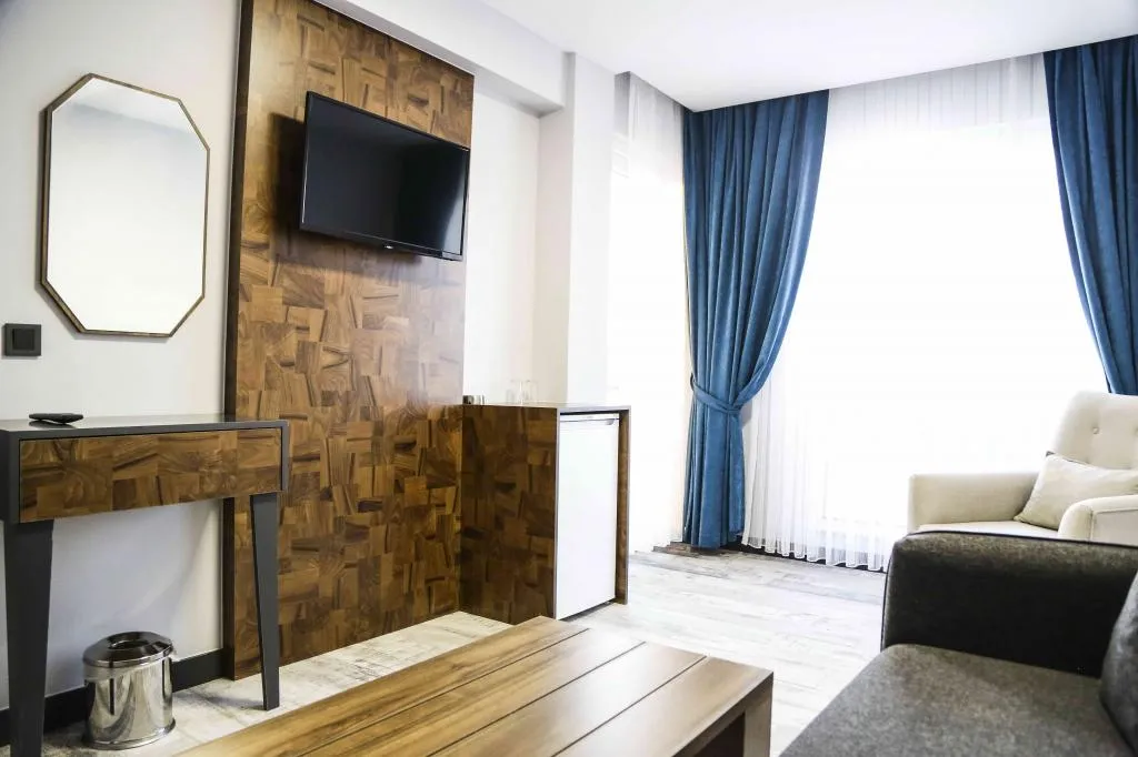 Suite,Dağ Manzaralı,Balkonlu