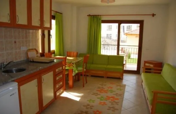 Aile Odası,Bahçe Manzaralı