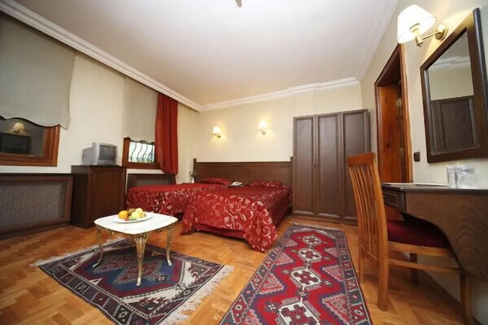 Family Dört Kişilik Oda