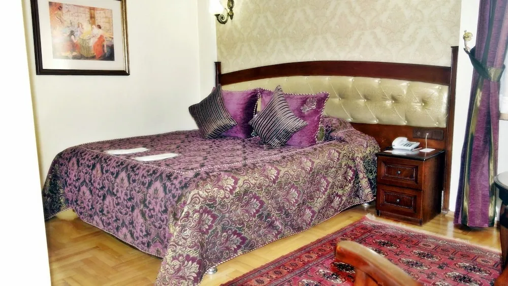 Superior Tek Büyük Yataklı Oda