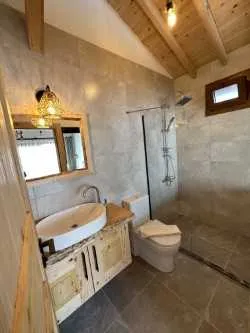 Honeymoon Deluxe Room