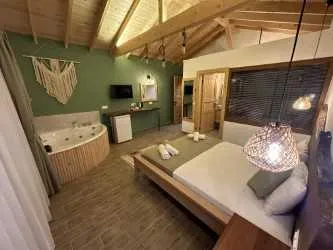 Honeymoon Deluxe Room