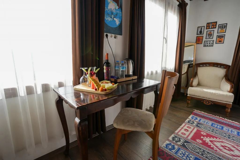 Suite,Dağ Manzaralı