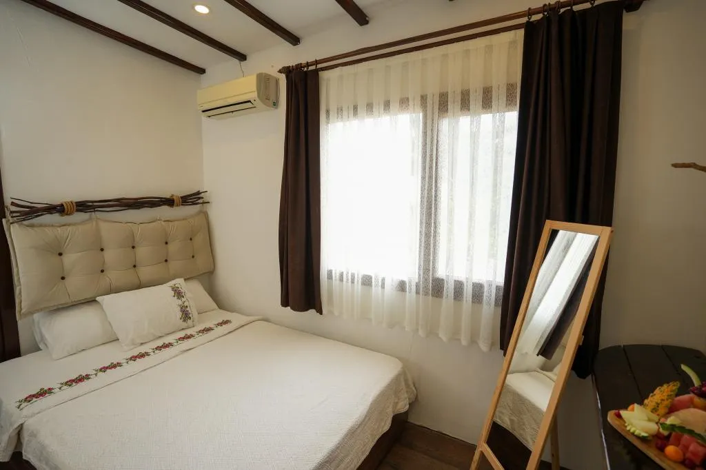Standart Oda,Bahçe Manzaralı,Ortak Teraslı