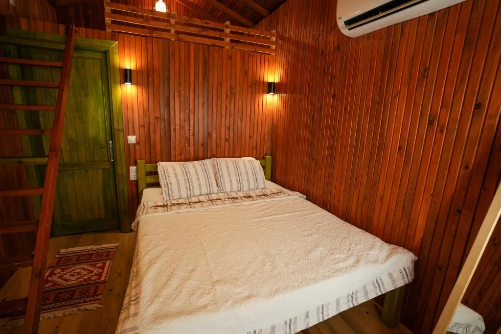 Bungalow,Dağ veya Havuz Manzaralı,Verandalı