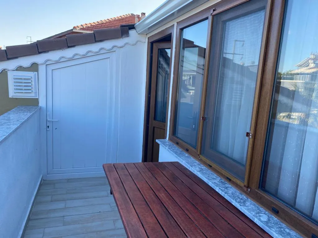 Apart 1+1 Oda,Deniz veya Bahçe Manzaralı,Balkonlu