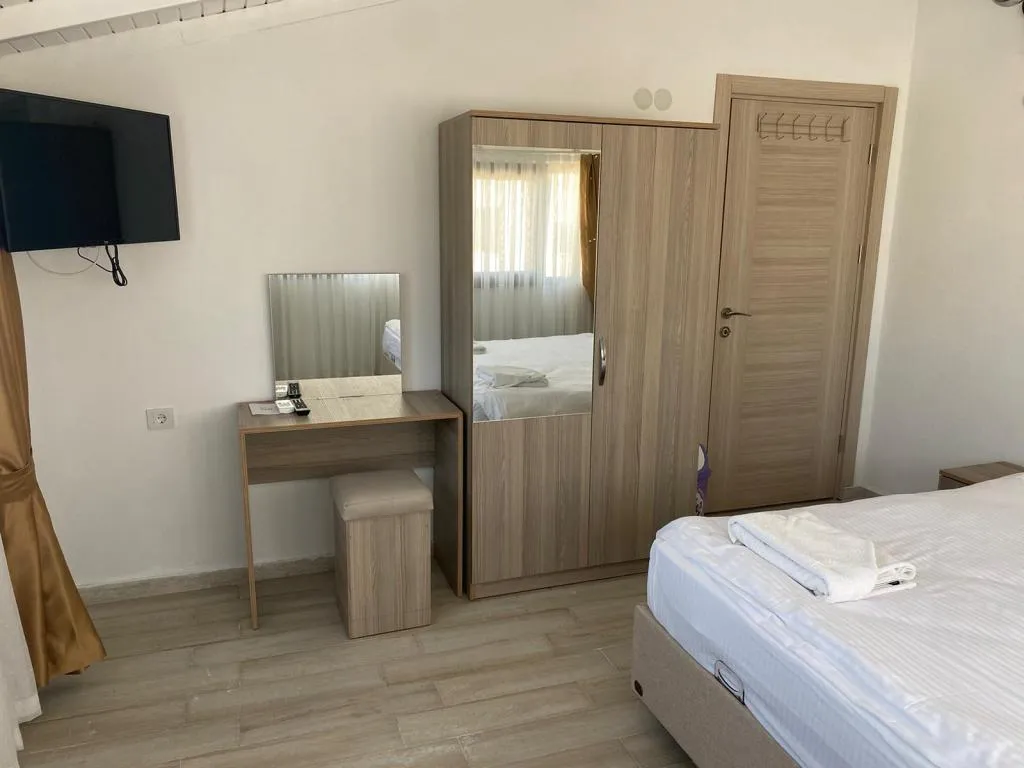 Apart 1+1 Oda,Deniz veya Bahçe Manzaralı,Balkonlu