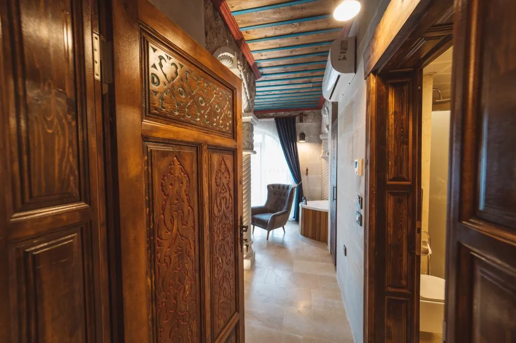 Deluxe Suite,Bahçe Manzaralı,Şömineli ve Jakuzili