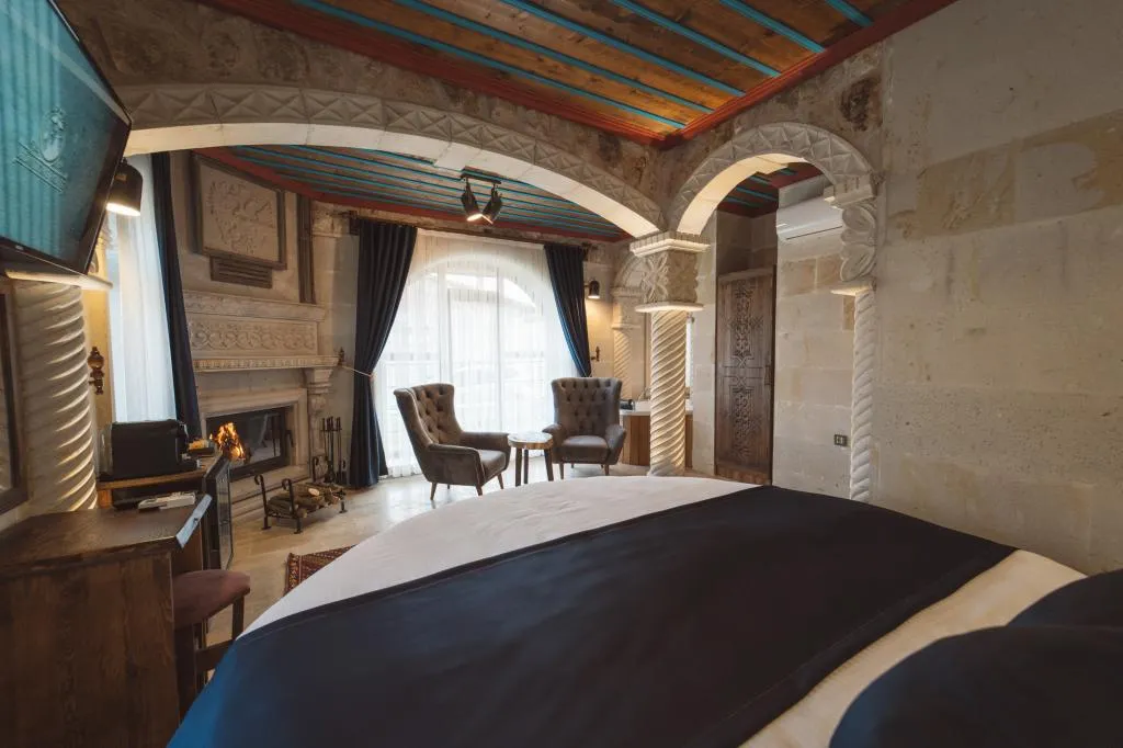 Deluxe Suite,Bahçe Manzaralı,Şömineli ve Jakuzili