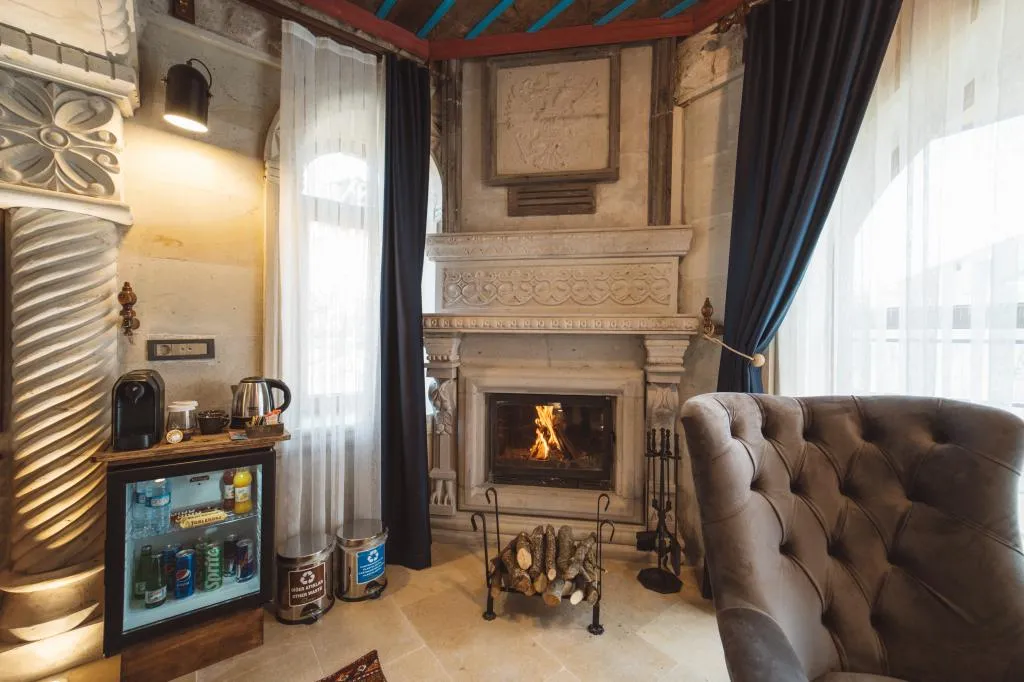 Deluxe Suite,Bahçe Manzaralı,Şömineli ve Jakuzili