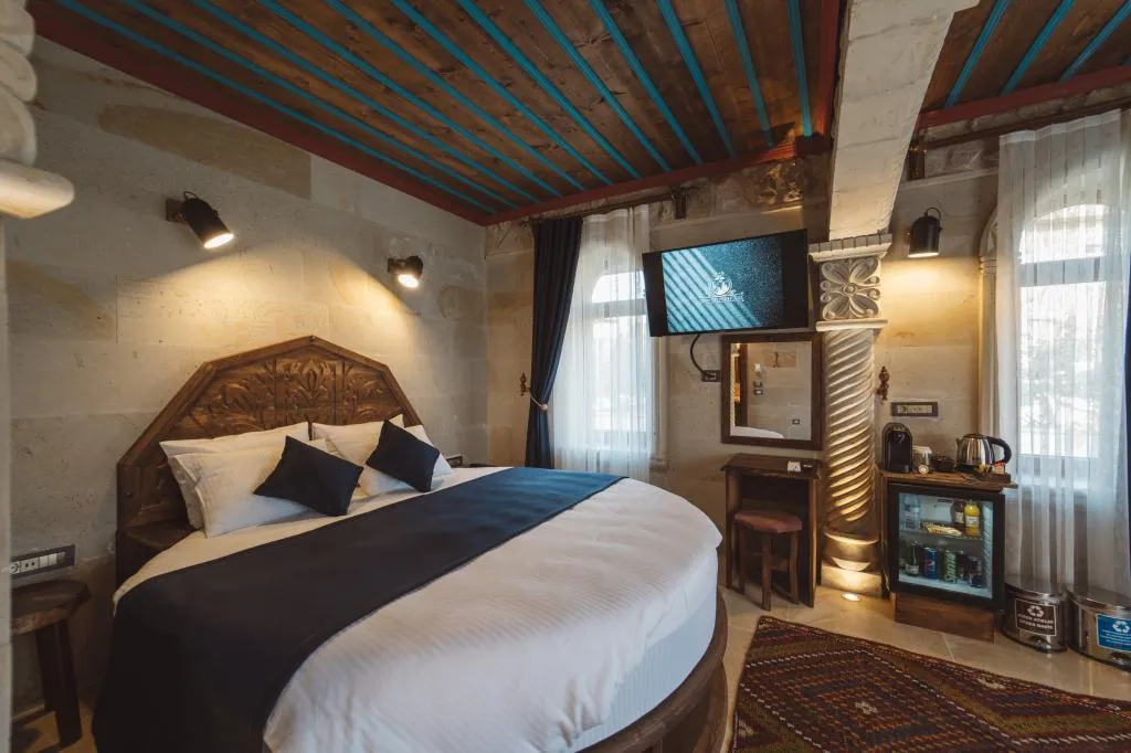Deluxe Suite,Bahçe Manzaralı,Şömineli ve Jakuzili