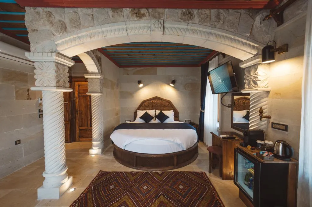 Deluxe Suite,Bahçe Manzaralı,Şömineli ve Jakuzili