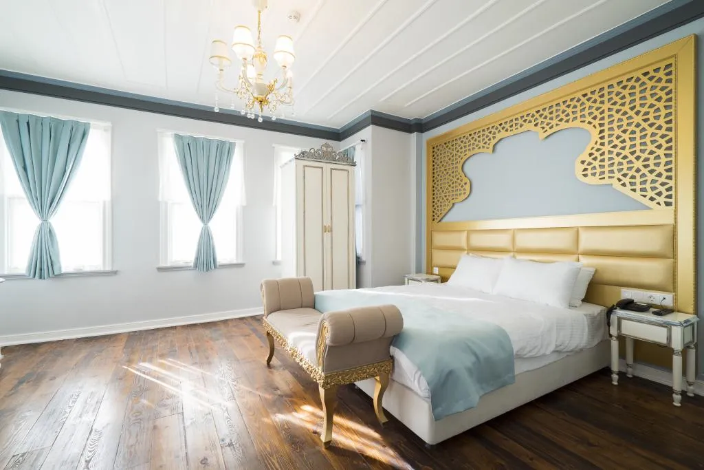 Corner Deluxe Room Single