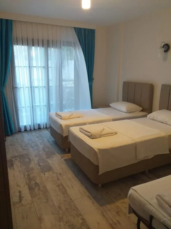 İki Ayrı Yataklı Oda,Bahçe Manzaralı