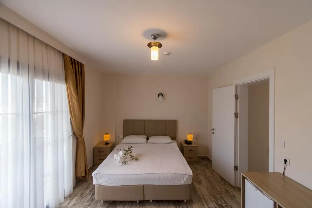 Suite - İki Yatak Odalı,Bahçe Manzaralı,Balkonlu