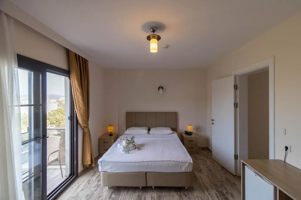 Suite - İki Yatak Odalı,Bahçe Manzaralı,Balkonlu