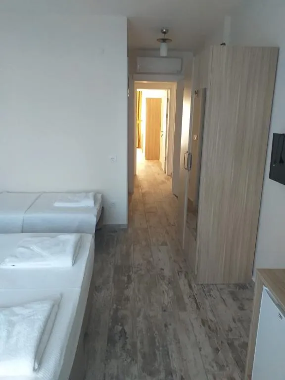 Triple,Bahçe Manzaralı