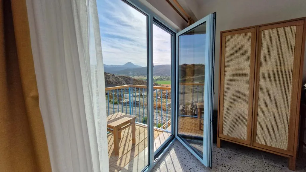 Çift Kişilik,Avlu Manzaralı,Balkonlu