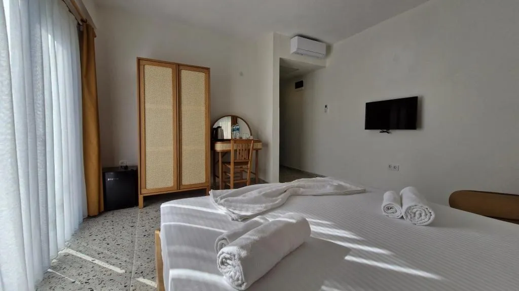 Çift Kişilik,Avlu Manzaralı,Balkonlu