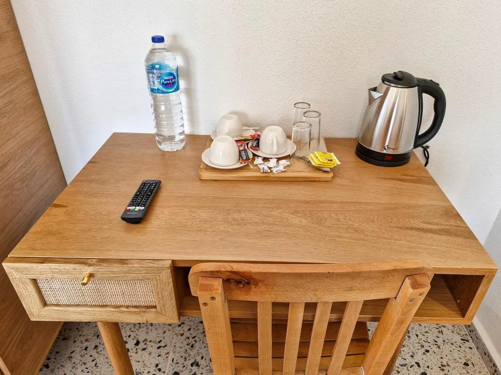 Üç Kişilik Oda,Deniz Manzaralı,Balkonlu