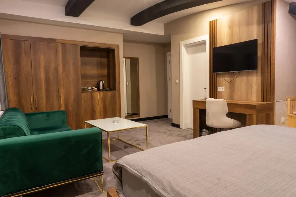 Jakuzili Deluxe Oda,Şehir veya Dağ Manzaralı,Jakuzili