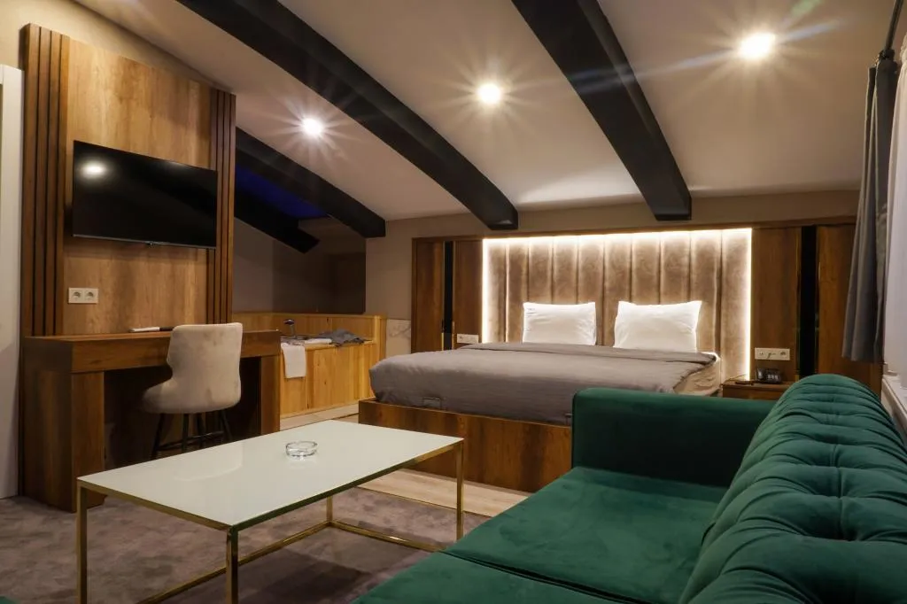 Jakuzili Deluxe Oda,Şehir veya Dağ Manzaralı,Jakuzili