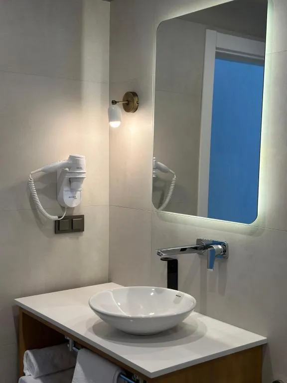 Deluxe Şehir Manzaralı Oda 3 kişilik