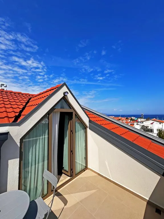 Suite Kısmi Deniz Manzaralı Oda -3 kişilik