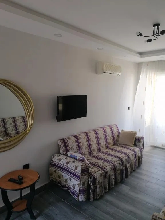 1+1 havuz manzaralı daire