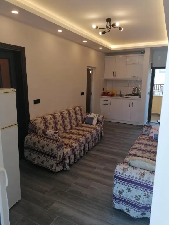 1+1 havuz manzaralı daire