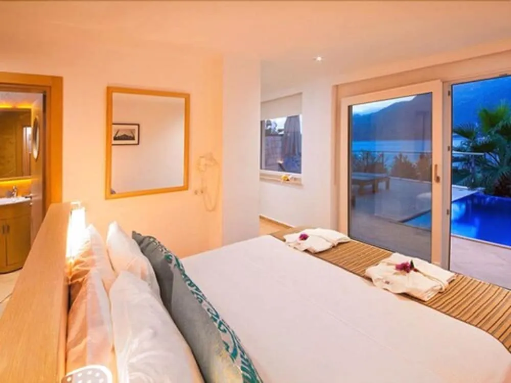 Deluxe Villa