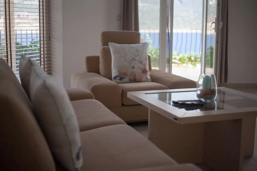 Waterfront Suites with Private Pool